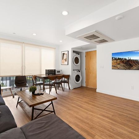 Modern Getaway In The Heart Of La Near Usc, Private Room With Share Living Room And Kitchen Los Angeles Exterior photo